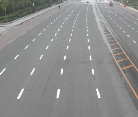 【重點知識】安康道路標線涂料廠家生產(chǎn)的有啥特點？